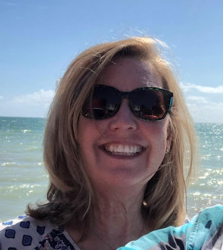 Lynn, finance assistant