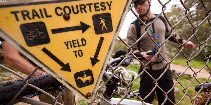 Share the trail sign