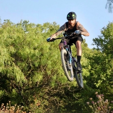 Chris Mohler riding